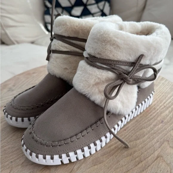 ILSE JACOBSEN Gray & Ivory Soft Shearling Foldover Tulip Boot Eur 38 US 7.5 - Picture 2 of 10